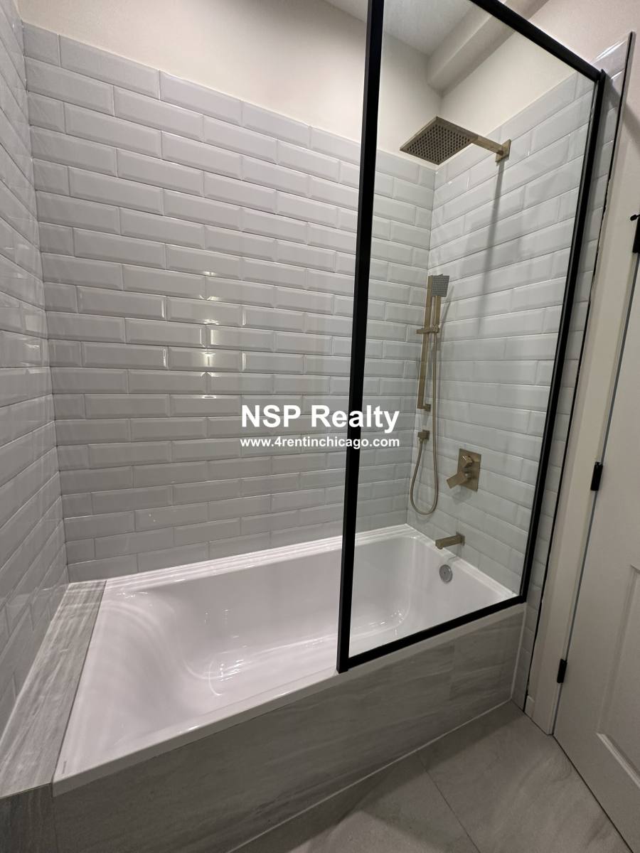 Apartment for rent at 6340 W Belmont #307, Chicago, IL 60634
