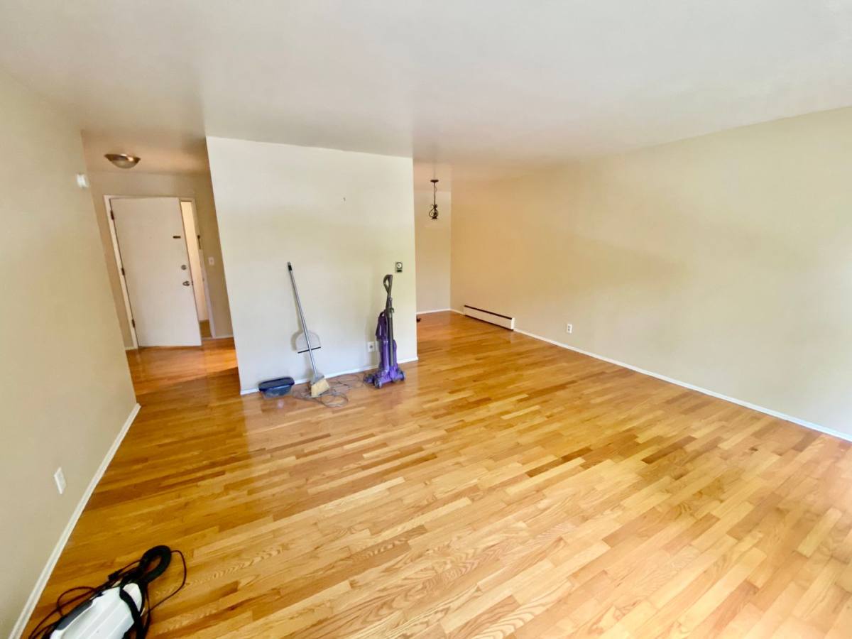 Apartment for rent at 1621 California Ave SW, Seattle, WA 98116