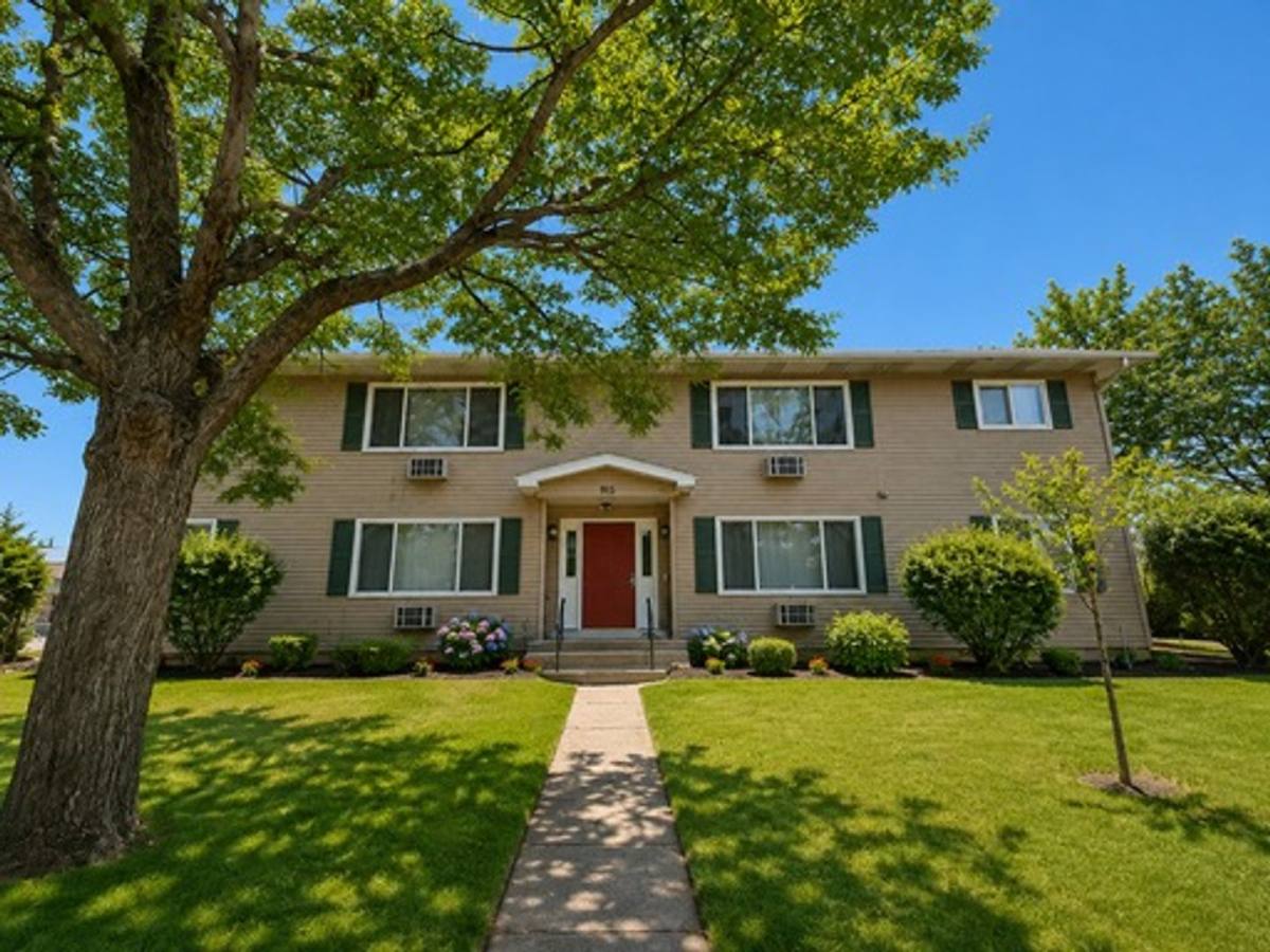 Apartment for rent at 915 Genrich St, Wausau, WI 54403