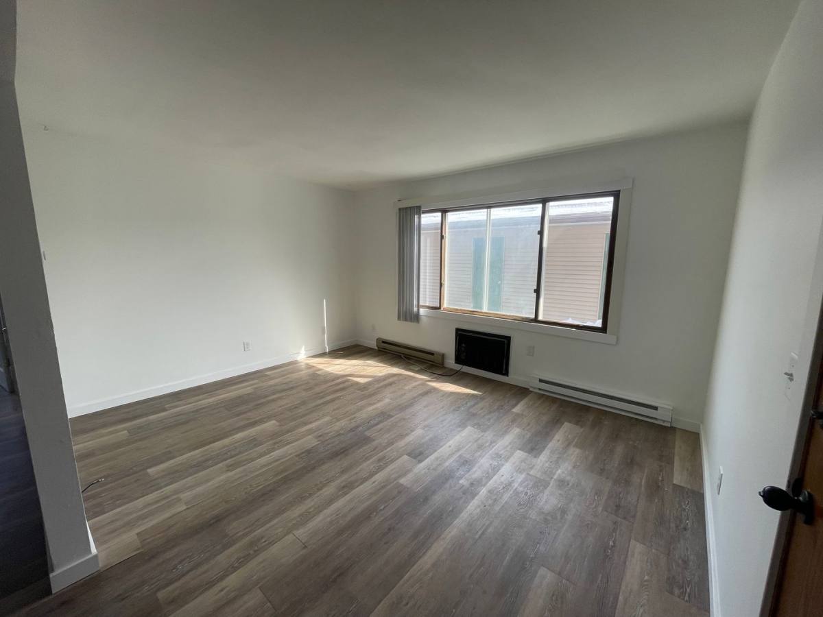 Apartment for rent at 915 Genrich St, Wausau, WI 54403