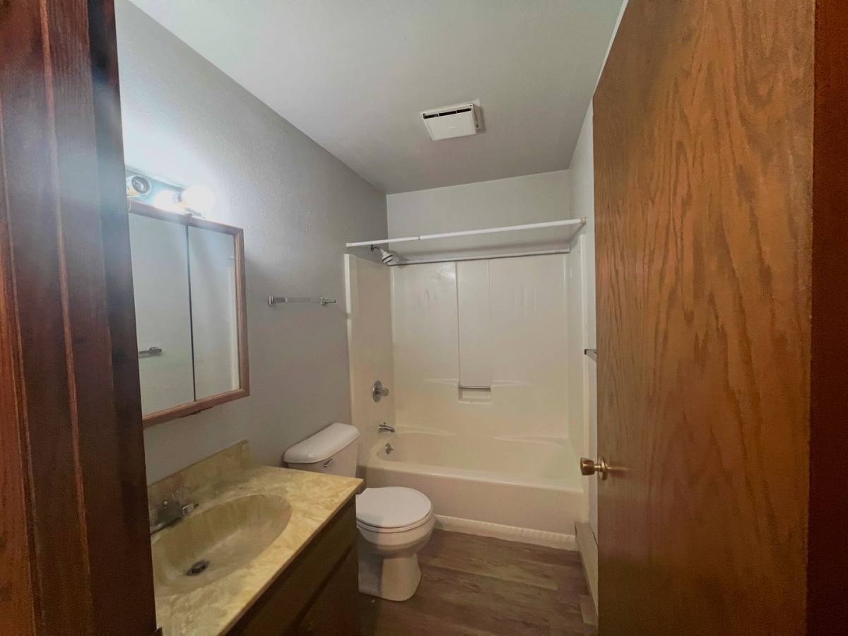 Apartment for rent at 915 Genrich St, Wausau, WI 54403