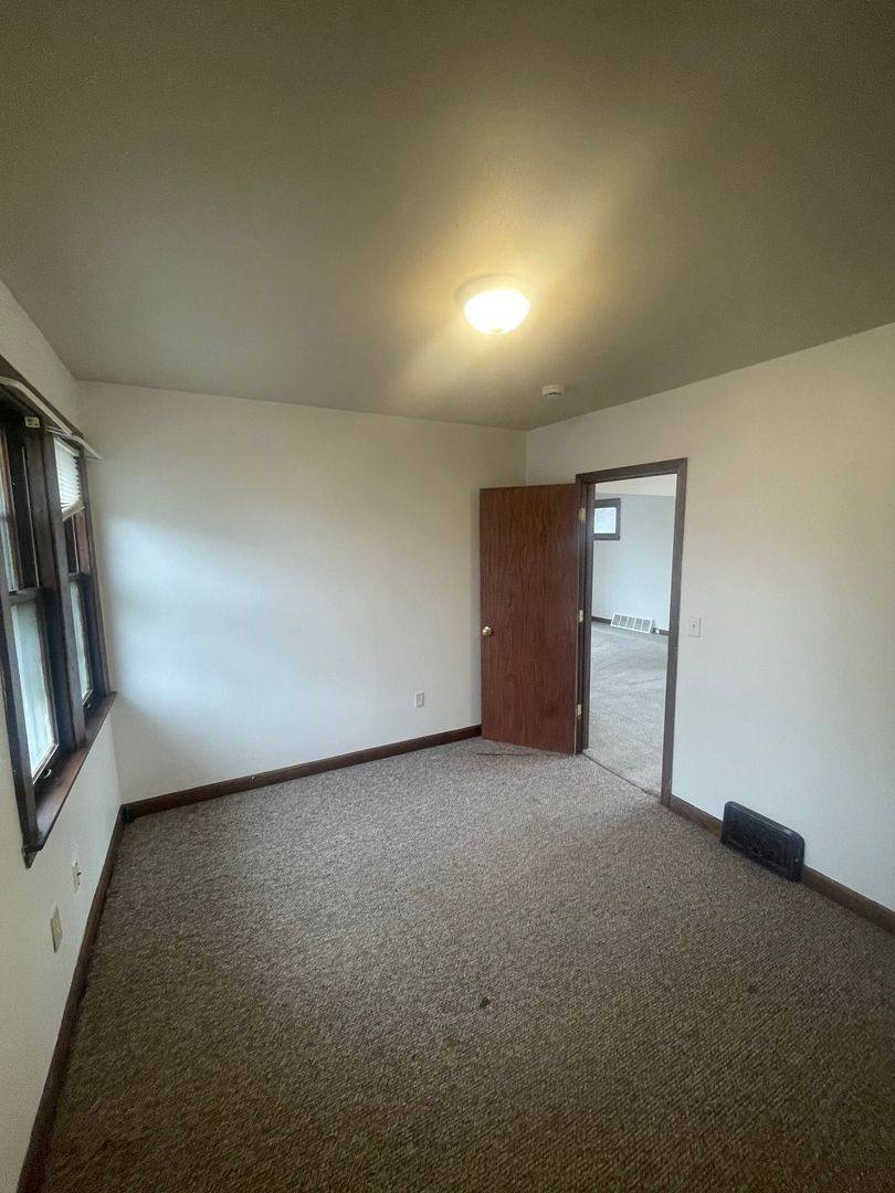 Apartment for rent at 3911-3913 N 20th St, Milwaukee, WI 53206
