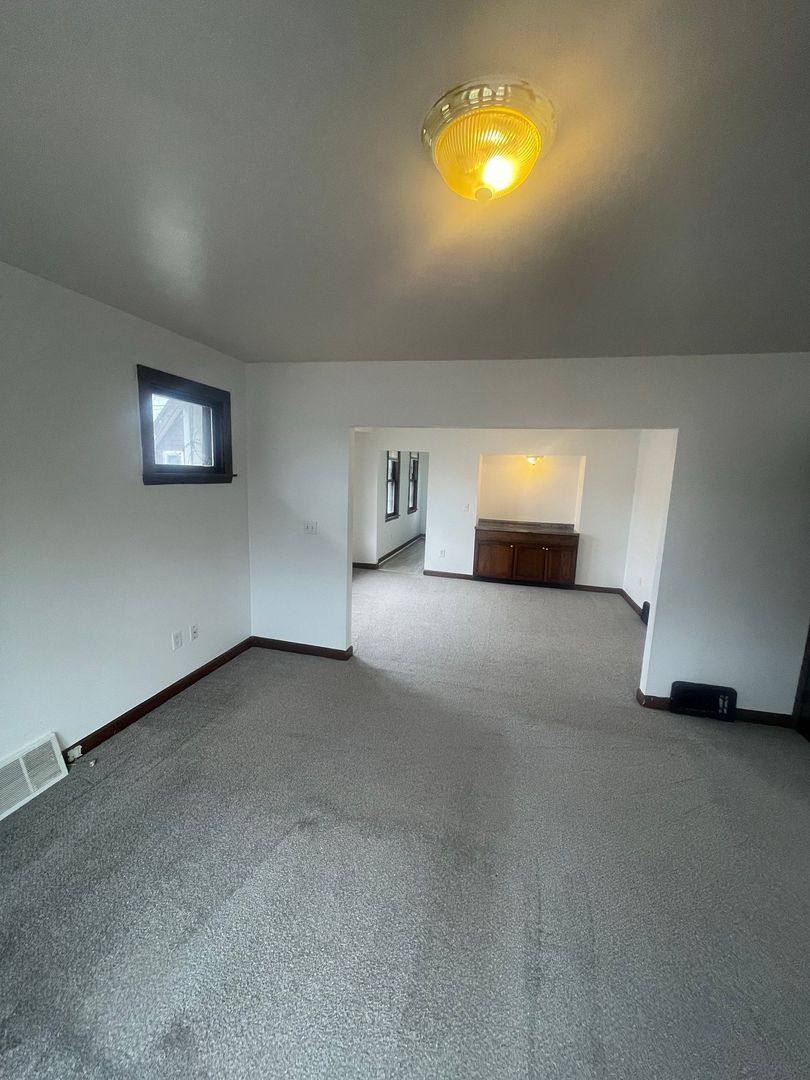 Apartment for rent at 3911-3913 N 20th St, Milwaukee, WI 53206