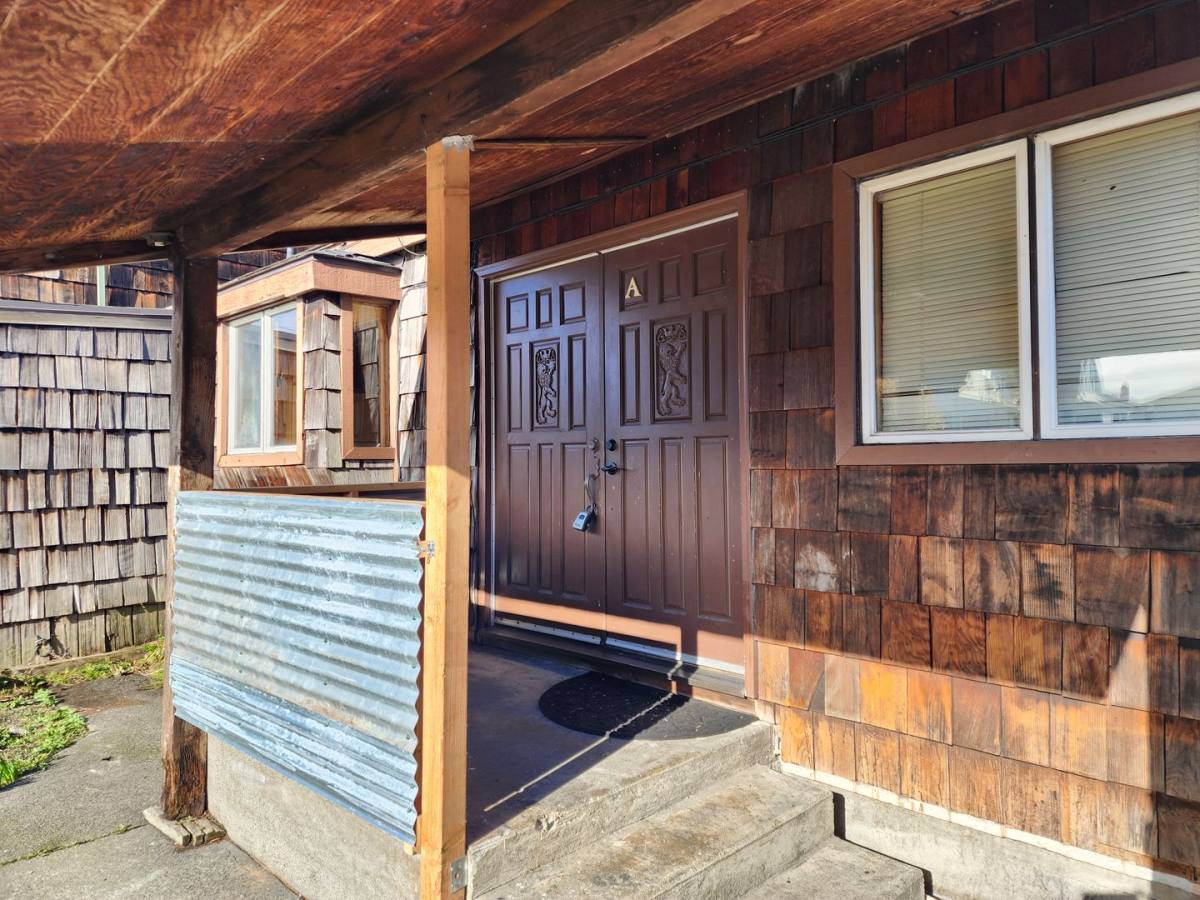 Apartment for rent at 122 Brennan St, Eureka, CA 95501