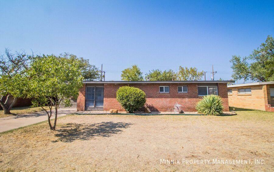 House for rent at 2710 68th St, Lubbock, TX 79413