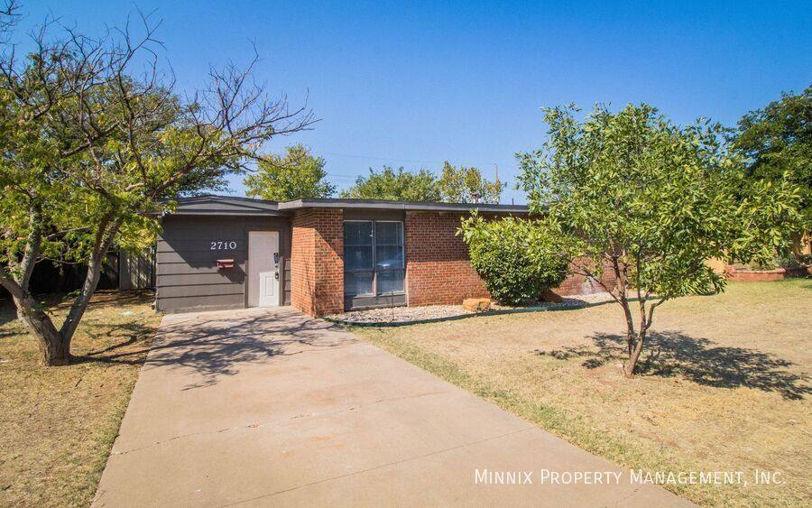 House for rent at 2710 68th St, Lubbock, TX 79413
