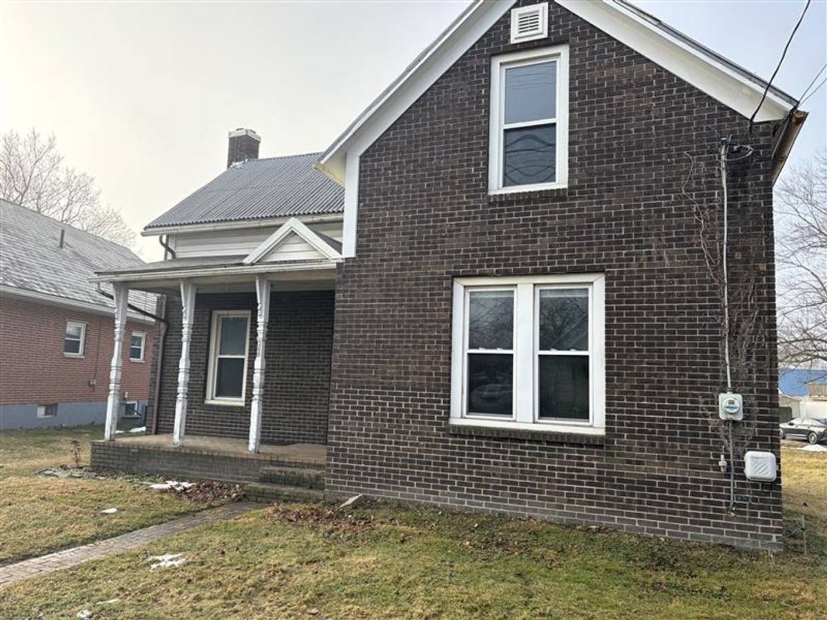 House for rent at 360 E Central Ave, Delaware, OH 43015