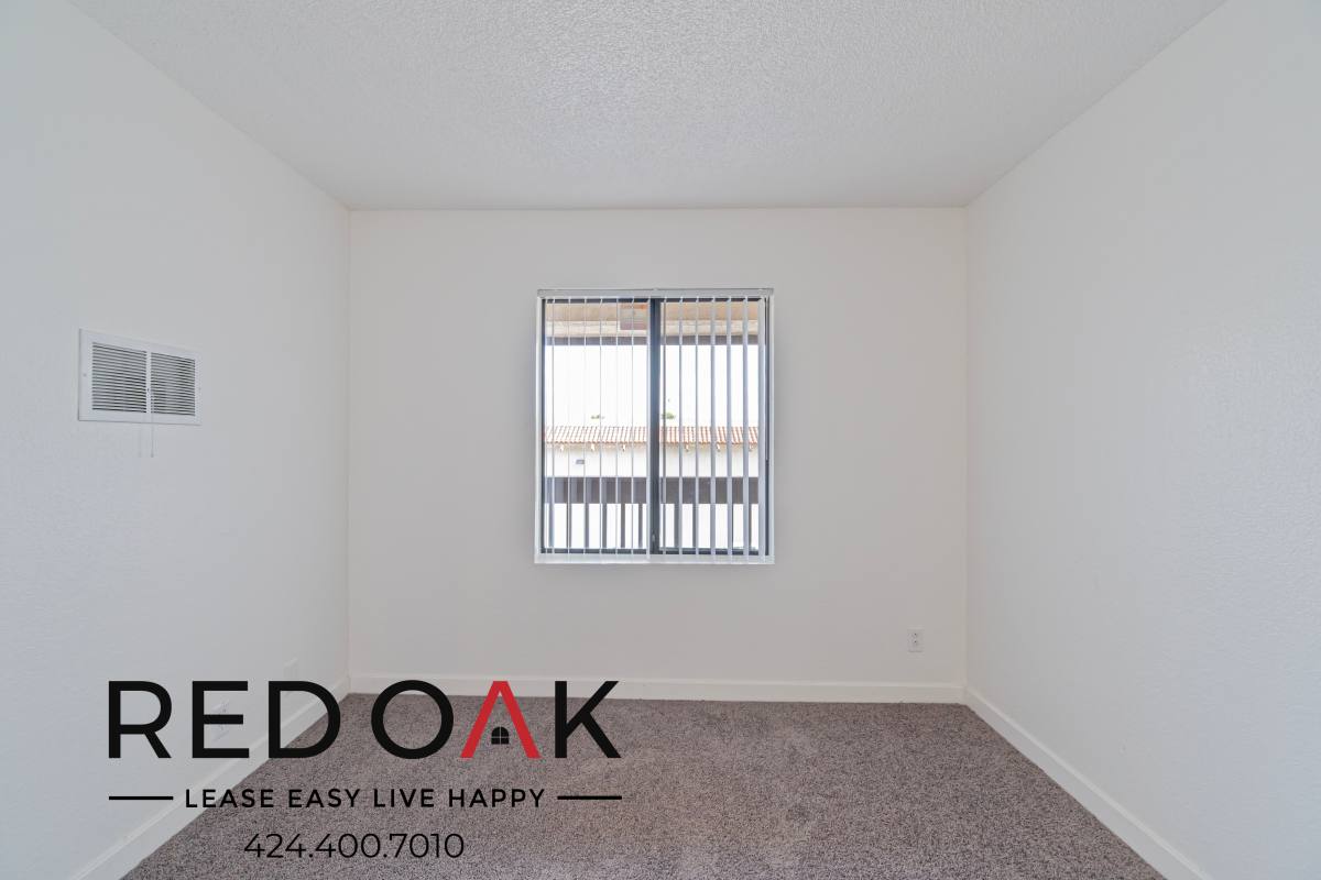 Condo for rent at 16200 Vermont Ave #A207, Paramount, CA 90723
