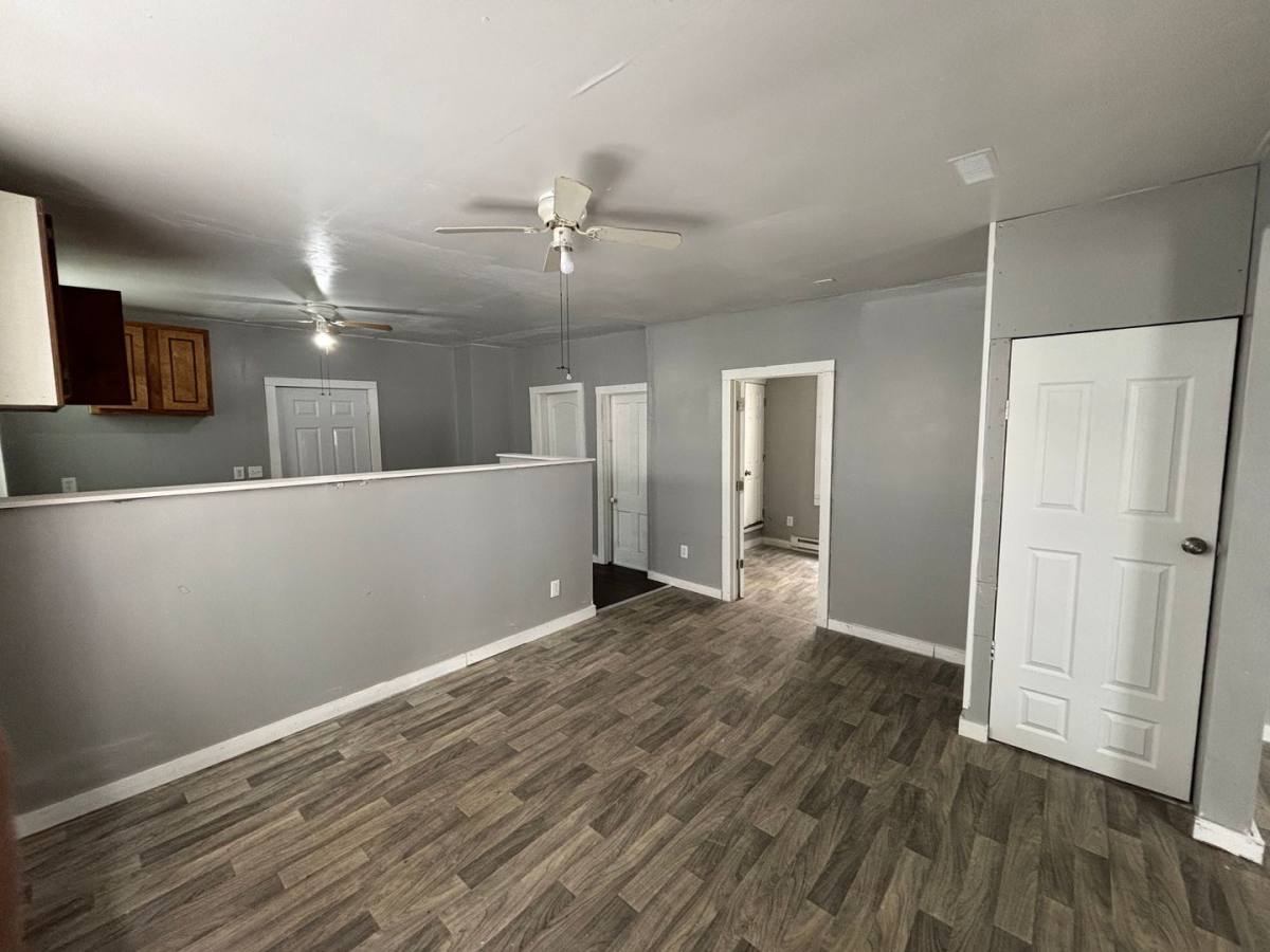 House for rent at 1037 Orchard St, Toledo, OH 43609