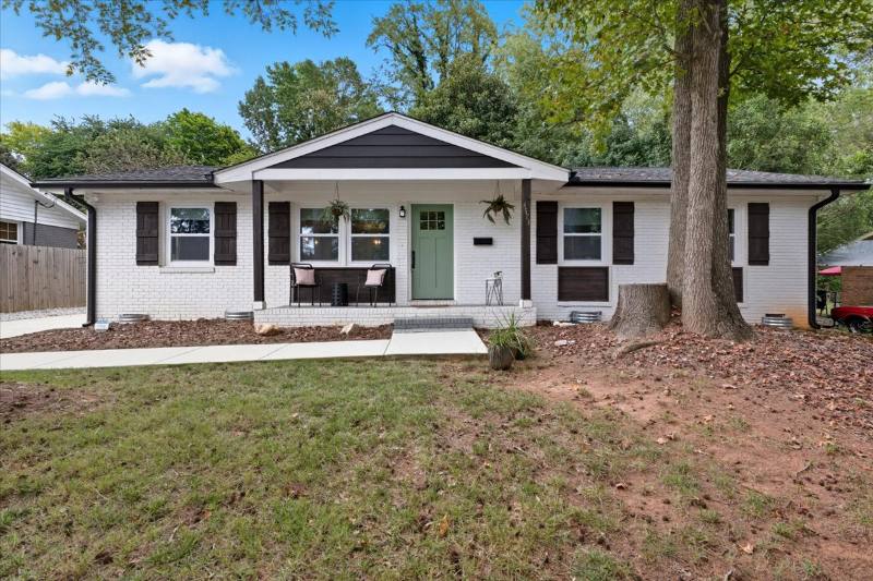 House for rent at 4528 Somerdale Lane, Charlotte, NC 28205