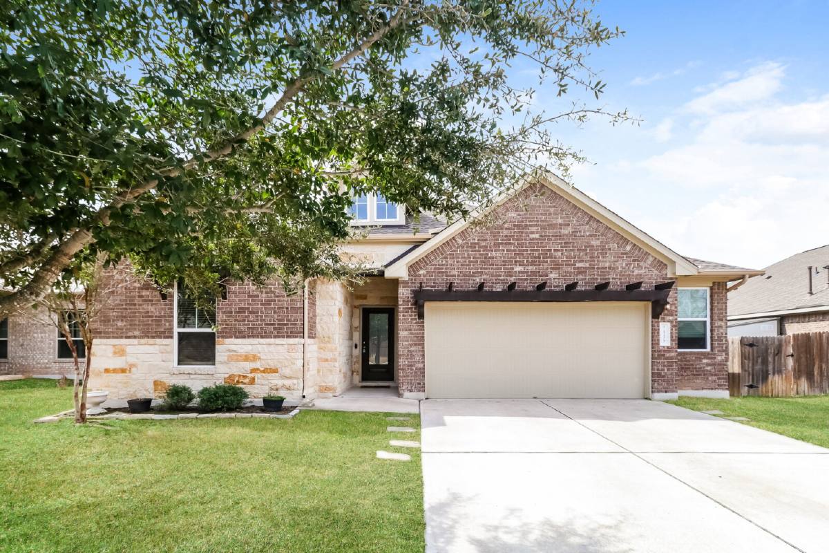 House for rent at 115 Breakwater Dr, Bastrop, TX 78602