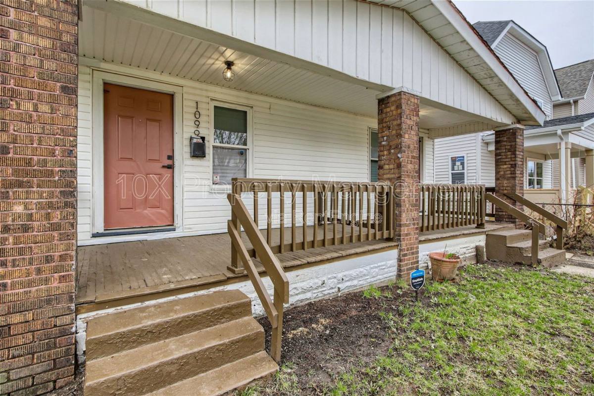 Apartment for rent at 1099 E 16th Ave, Columbus, OH 43211