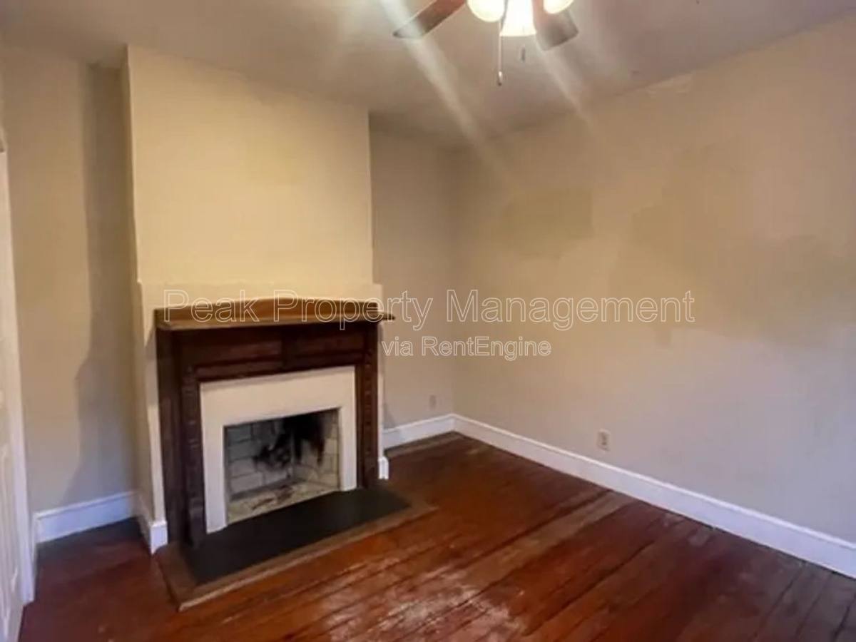 Apartment for rent at 216 N 32nd St #A, Richmond, VA 23223