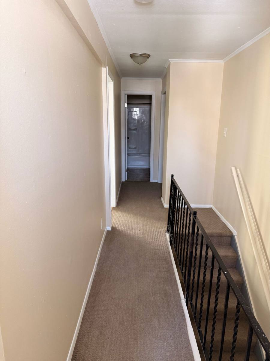 Apartment for rent at 226 Martin St #3, Hartford, CT 06120