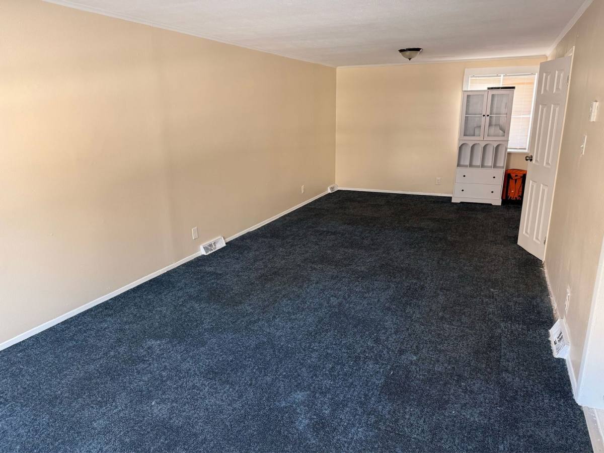 Apartment for rent at 226 Martin St #3, Hartford, CT 06120