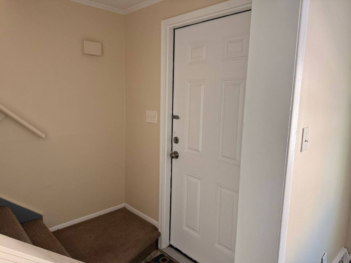 Apartment for rent at 226 Martin St #3, Hartford, CT 06120