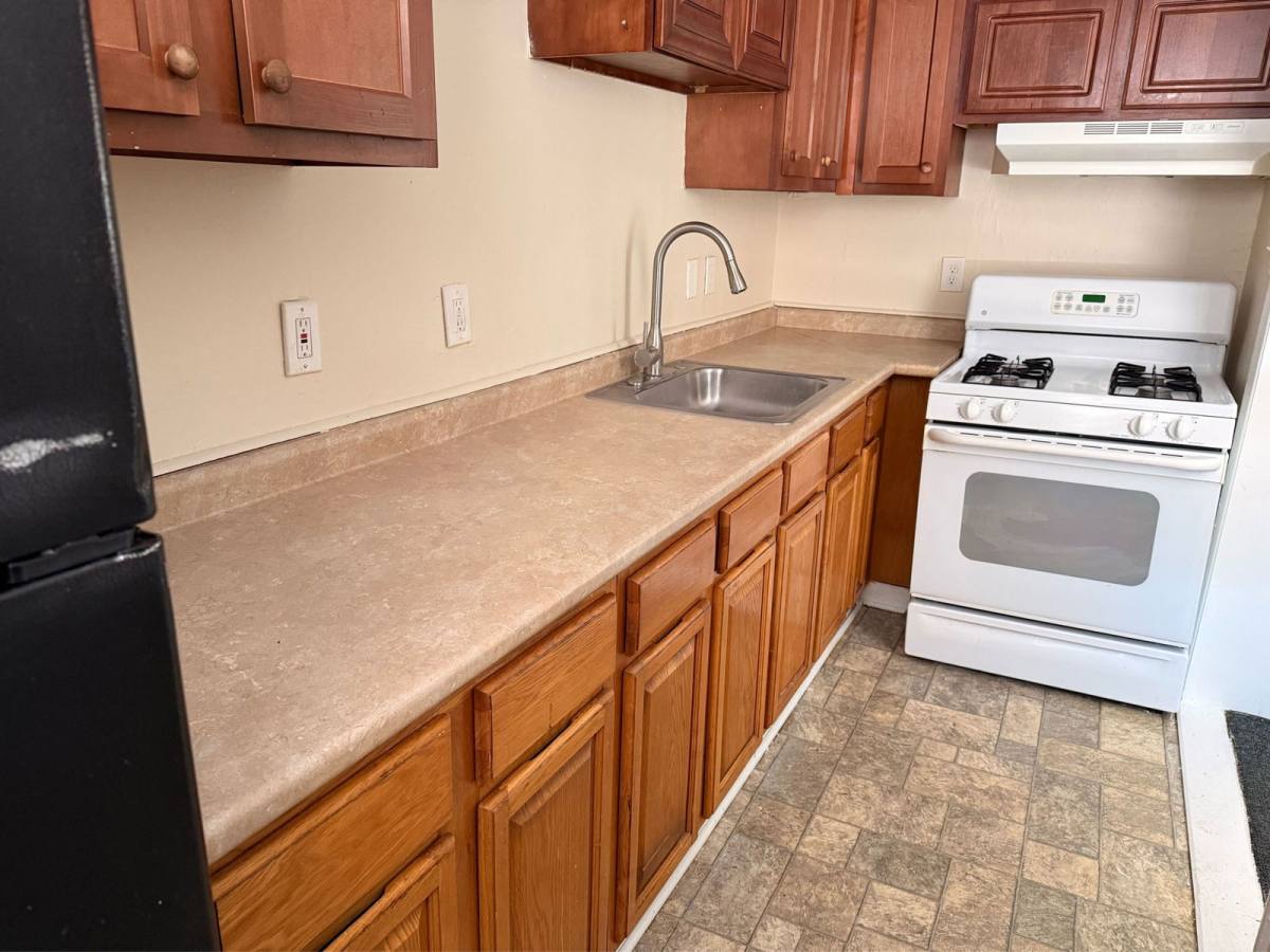 Apartment for rent at 226 Martin St #3, Hartford, CT 06120