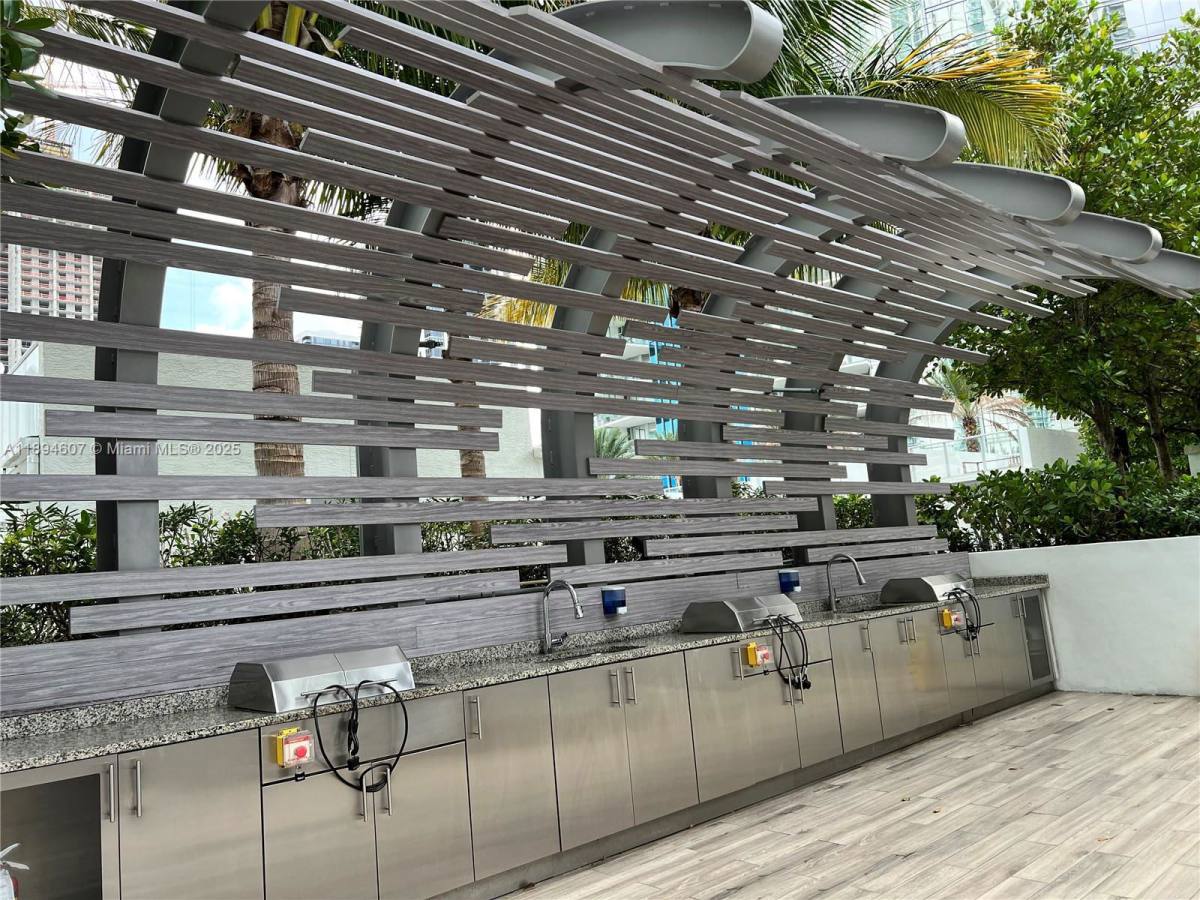 Apartment for rent at 851 NE 1st Ave, Miami, FL 33132