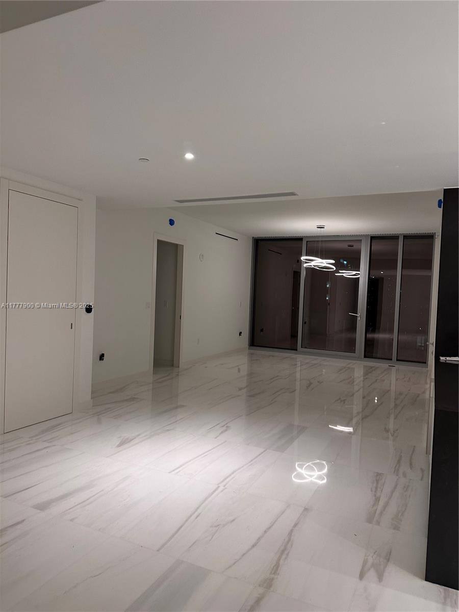 Condo for rent at 300 Biscayne Blvd Way #3009, Miami, FL 33131