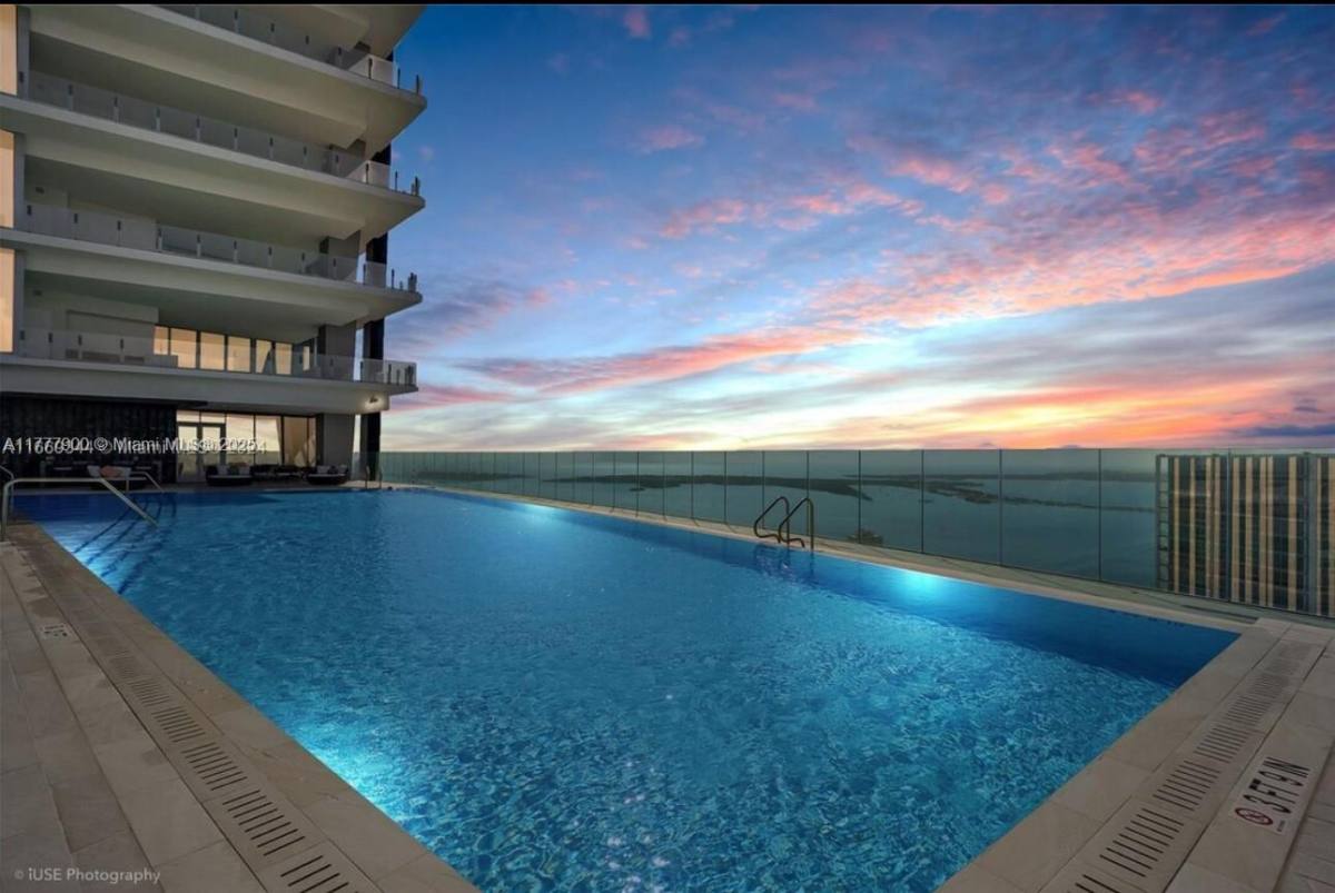 Condo for rent at 300 Biscayne Blvd Way #3009, Miami, FL 33131