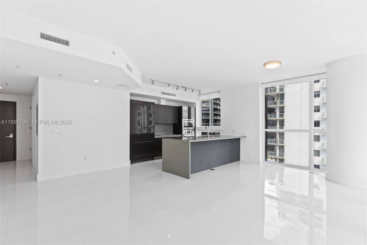 Apartment for rent at 1080 Brickell Ave #3006, Miami, FL 33131