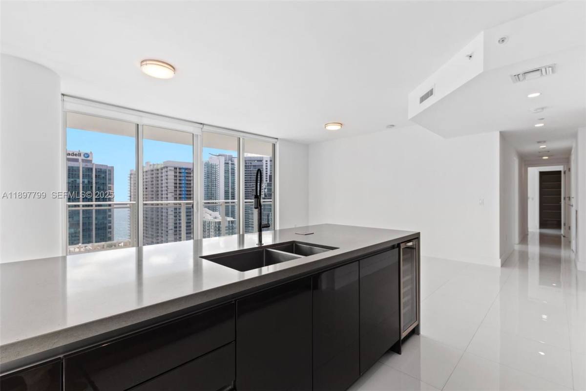 Apartment for rent at 1080 Brickell Ave #3006, Miami, FL 33131