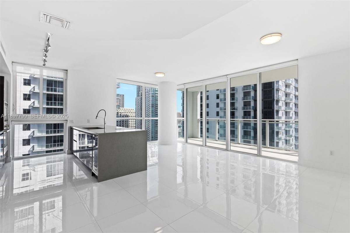 Apartment for rent at 1080 Brickell Ave #3006, Miami, FL 33131