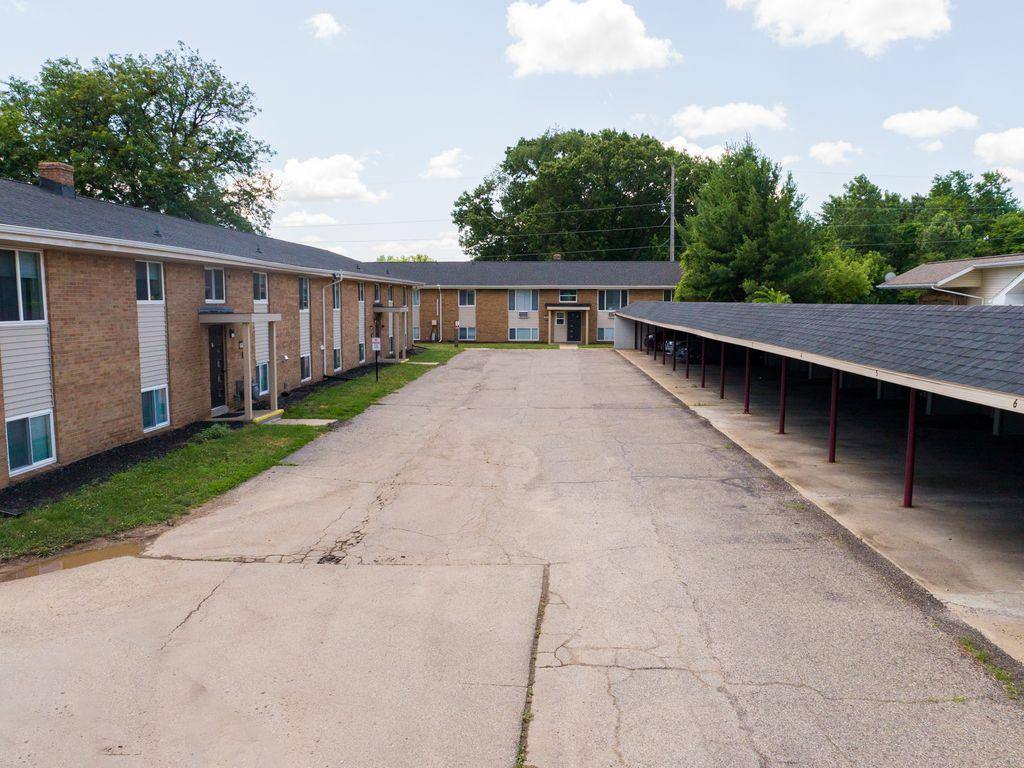 Apartment for rent at 2408 Texel Dr #2, Kalamazoo, MI 49048