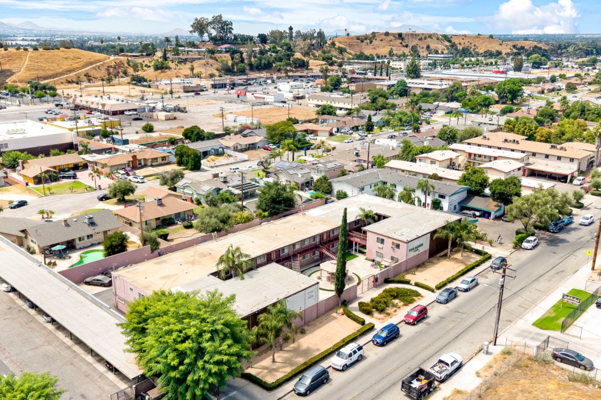 Apartment for rent at 1539 Pumalo St #18, San Bernardino, CA 92404