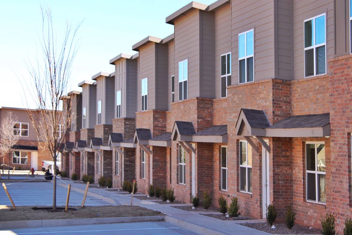 Townhouse for rent at 11800 N Western Ave, Oklahoma City, OK 73114