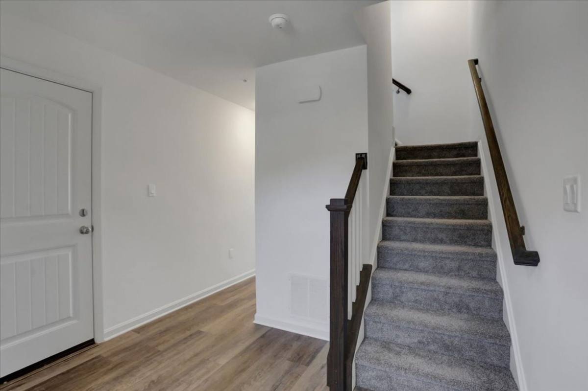 Apartment for rent at 12435-12441 Jackson Ave, Waynesboro, PA 17268