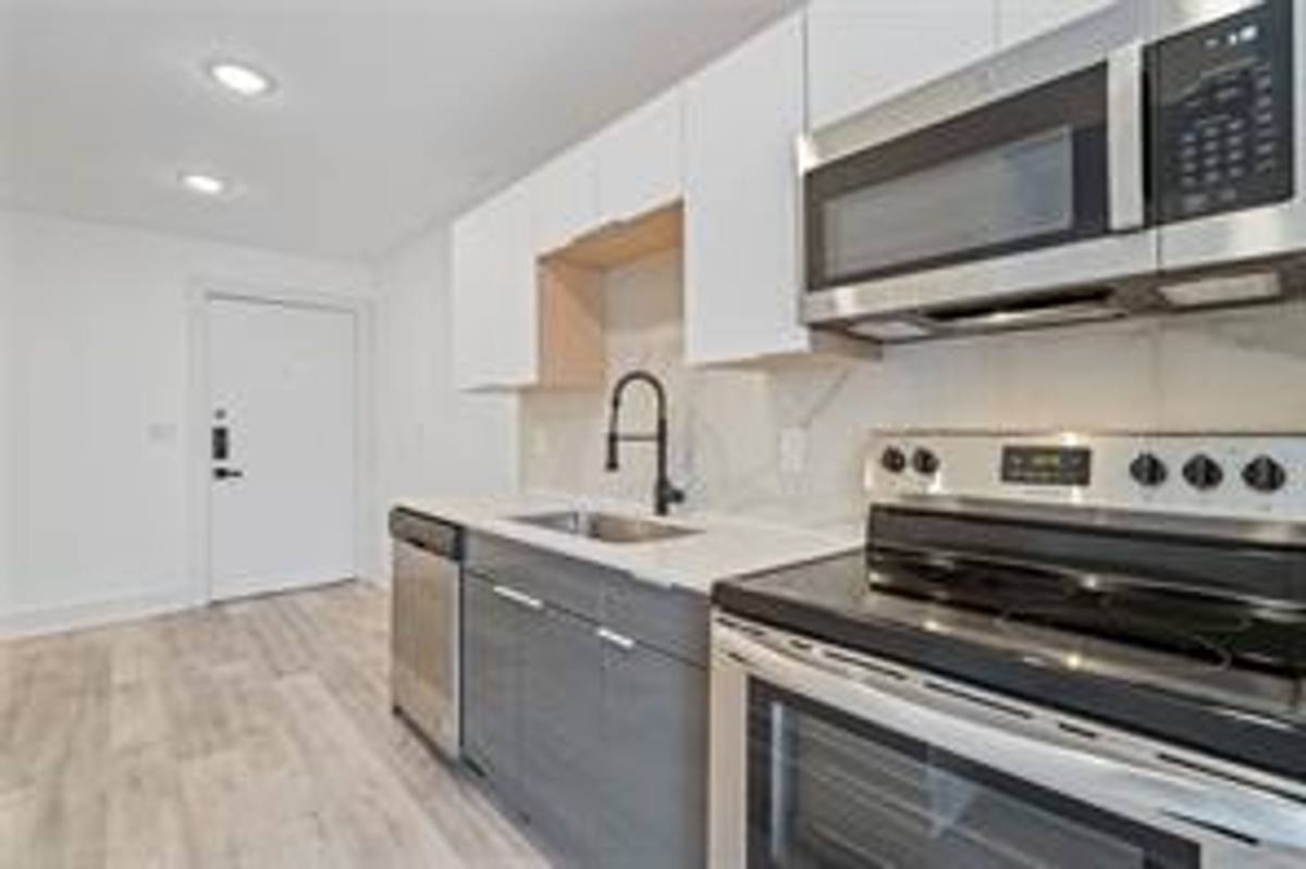 Apartment for rent at 4514 Bryan St, Dallas, TX 75204