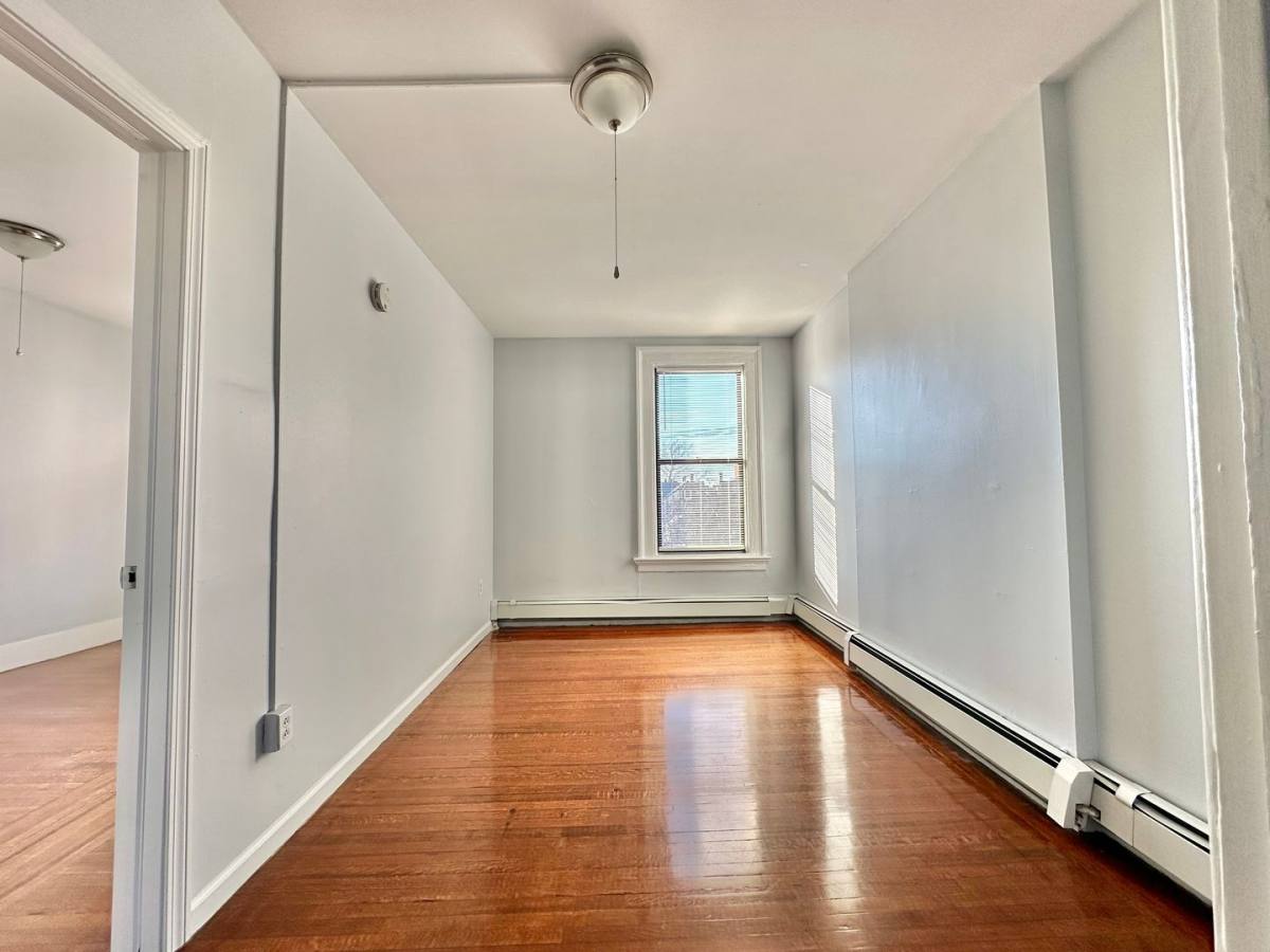 Apartment for rent at 33-35 Howe St, New Haven, CT 06511