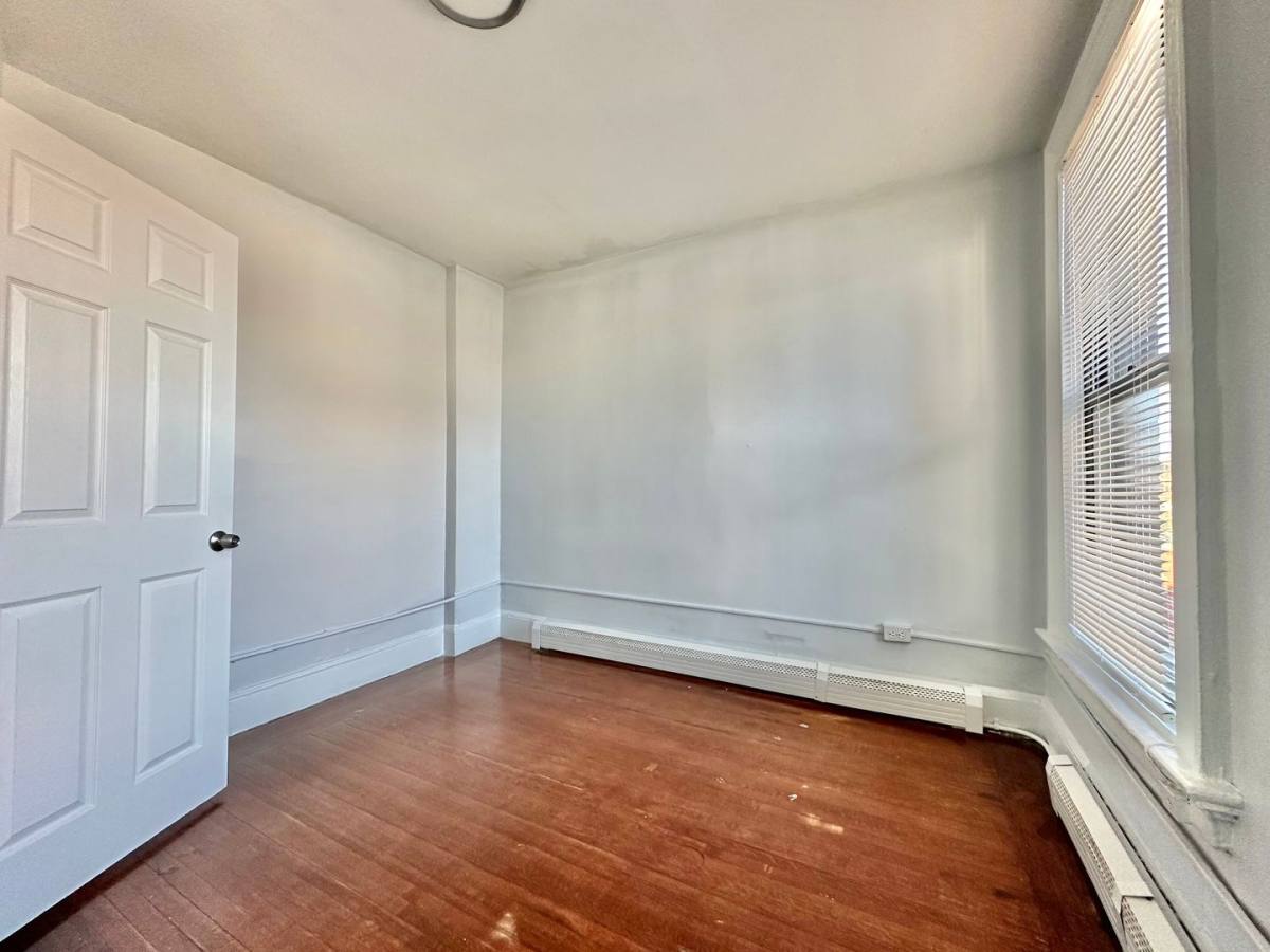 Apartment for rent at 33-35 Howe St, New Haven, CT 06511