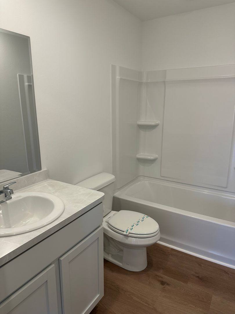 House for rent at 1076 Westbrook Blvd, Purcell, OK 73080