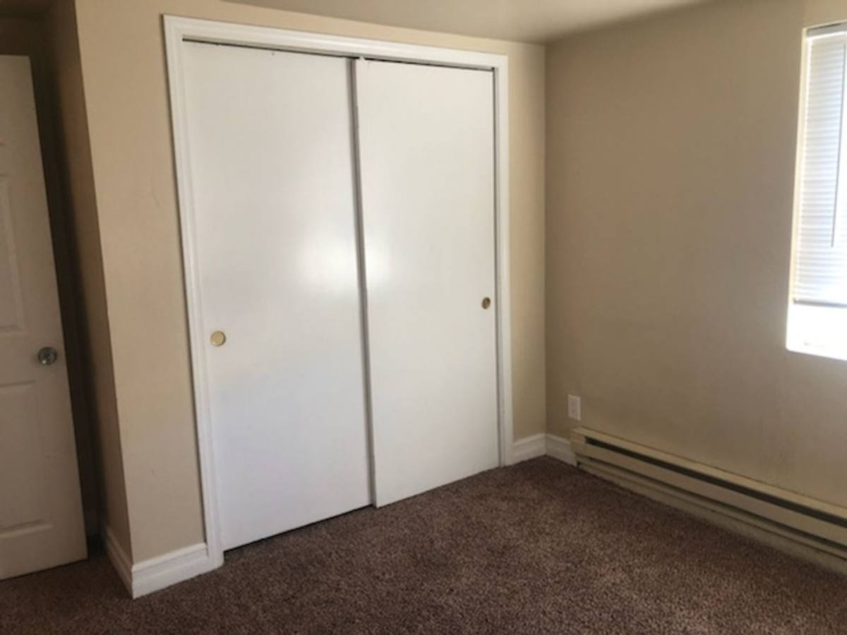 Apartment for rent at 1104 1106 S Division, Moses Lake, WA 98837