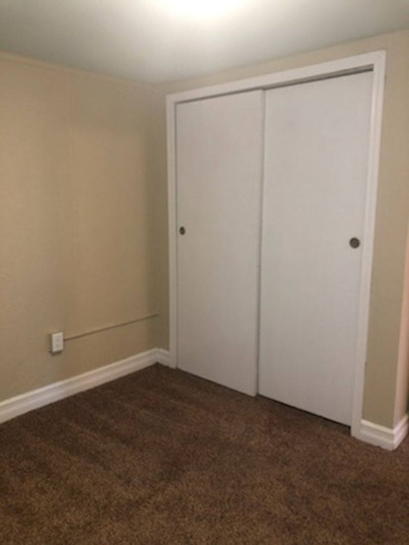 Apartment for rent at 1104 1106 S Division, Moses Lake, WA 98837