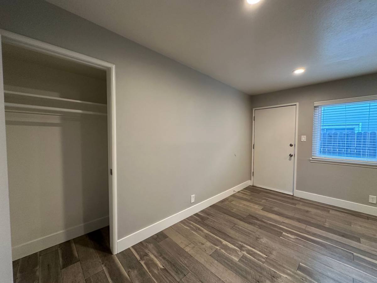 Apartment for rent at 2713-2721 T St, Sacramento, CA 95816