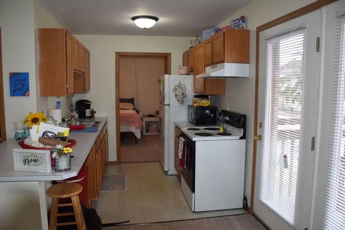 Apartment for rent at 622 Elm St, Terre Haute, IN 47807