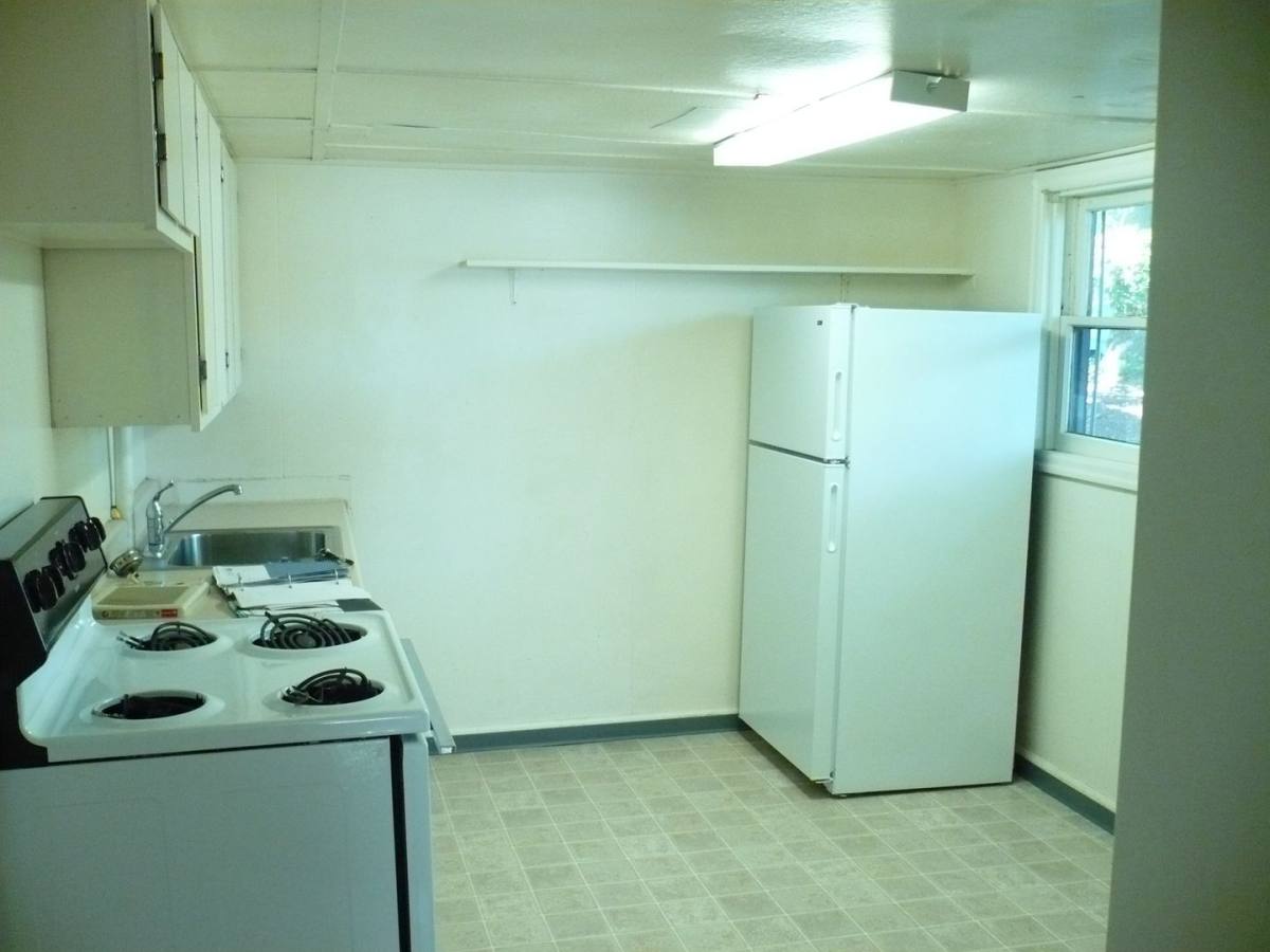 Apartment for rent at 242 E 14th Ave, Eugene, OR 97401