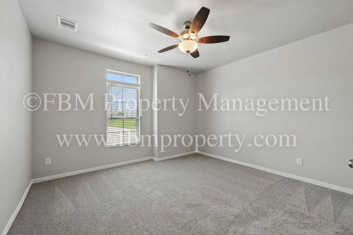 Townhouse for rent at 2909 Ali Dr, Waxahachie, TX 75165