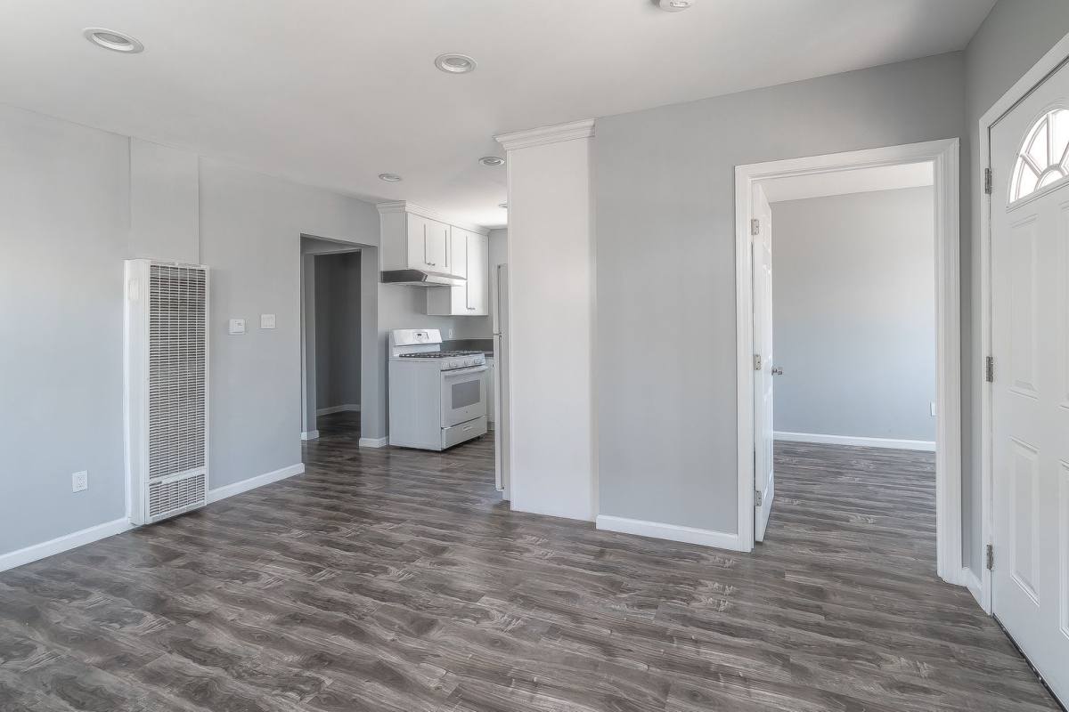 Apartment for rent at 1242-1244 1 2 W, Los Angeles, CA 90044