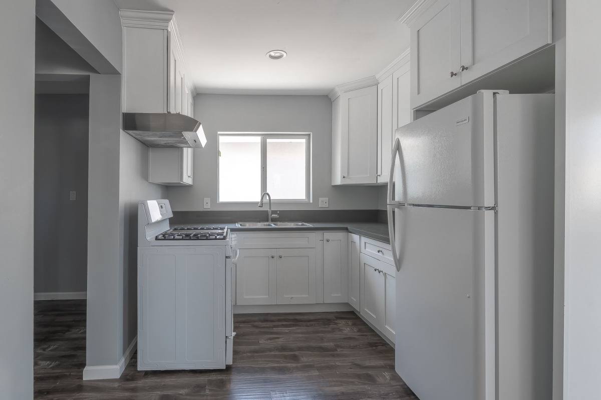 Apartment for rent at 1242-1244 1 2 W, Los Angeles, CA 90044