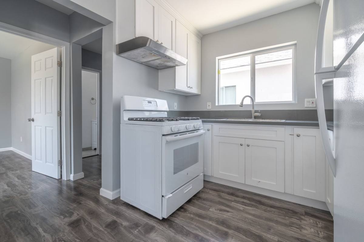 Apartment for rent at 1242-1244 1 2 W, Los Angeles, CA 90044