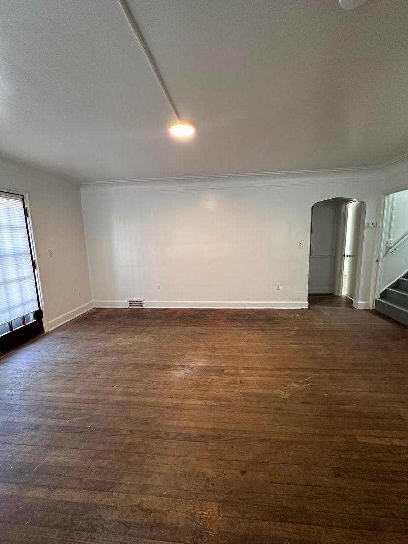 Apartment for rent at 210 Perrin St, Ypsilanti, MI 48197