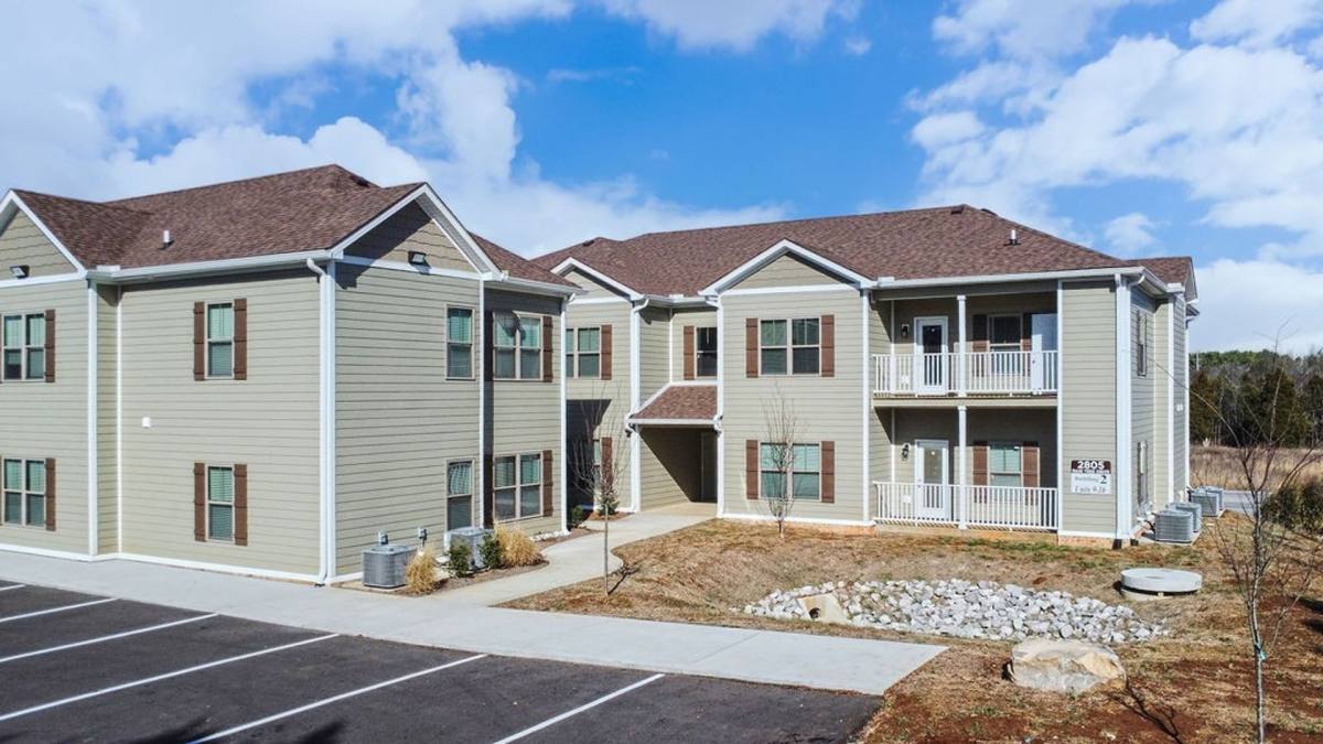 Apartment for rent at 2805 Raintree Dr, Bowling Green, KY 42104