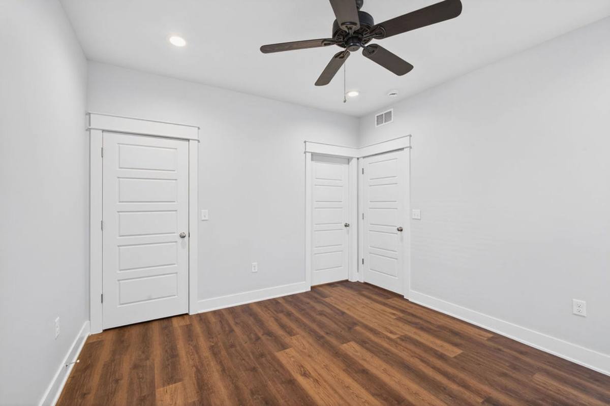 Apartment for rent at 2805 Raintree Dr, Bowling Green, KY 42104