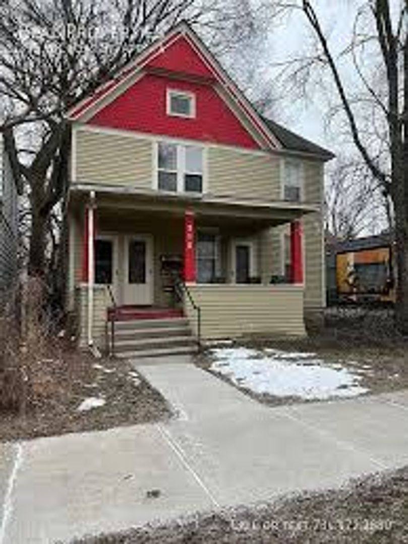Apartment for rent at 315 W Cross St, Ypsilanti, MI 48197