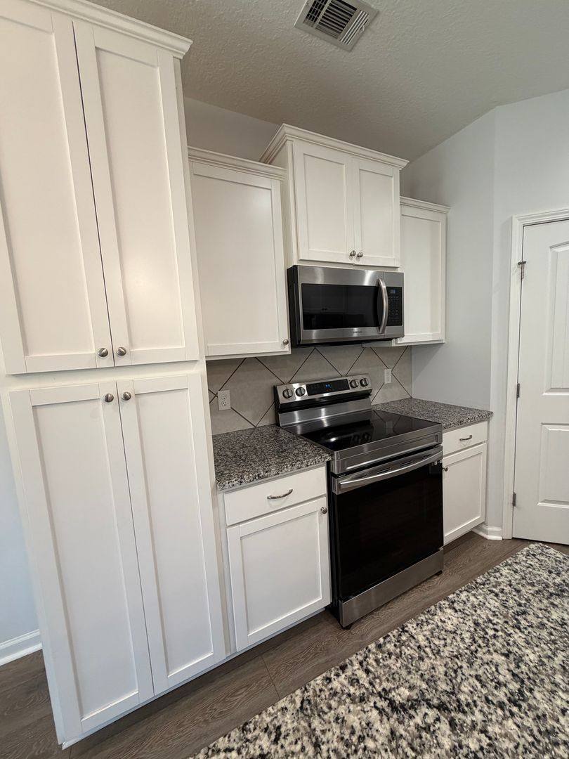 House for rent at 600 Brightleaf Circle, Hinesville, GA 31313