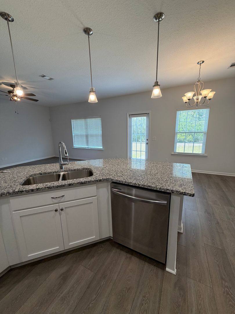 House for rent at 600 Brightleaf Circle, Hinesville, GA 31313